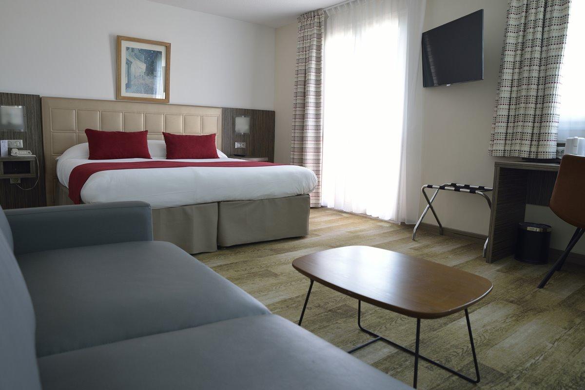 Atrium Centre 3*